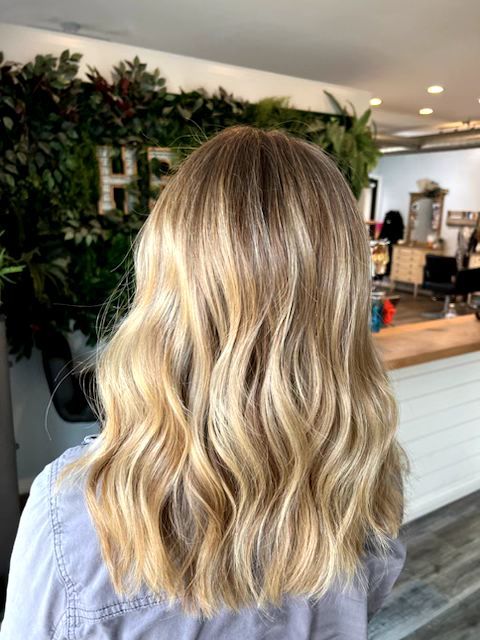 Achieve Stunning Hair Transformations with Balayage and Ombre Highlights
